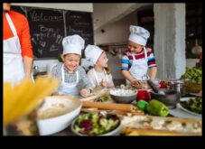 Cradle to Classroom Mutfağı Çocuklar için Besleyici Bir Yolculuk